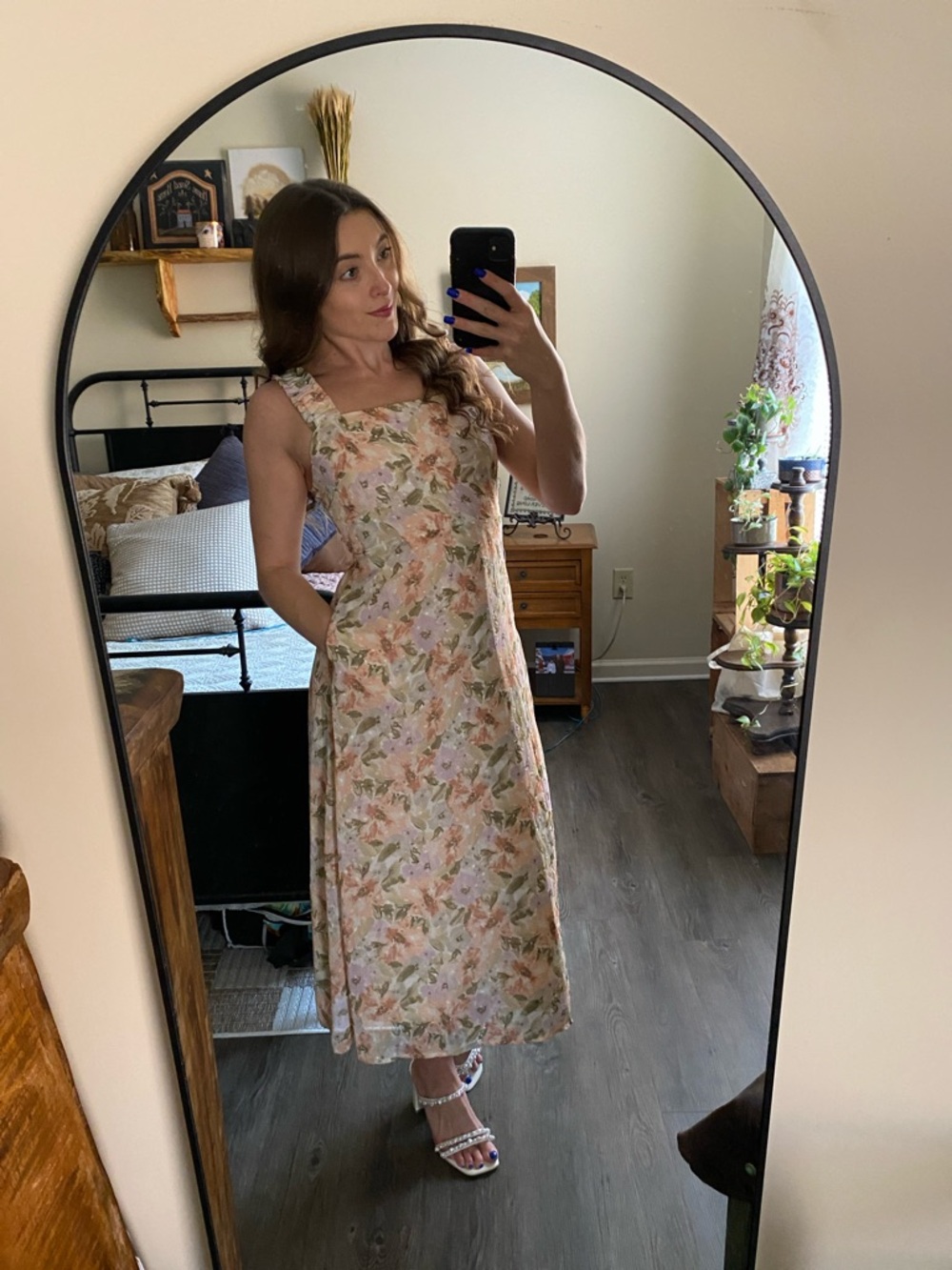 Sadie & Sage Muted Pastel Floral Textured Open Back Midi Dress - Women’s M
